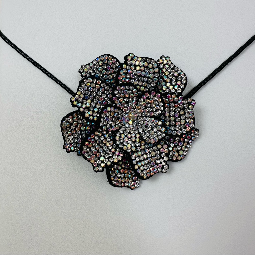 New Rhinestone Flower Large Black Necklace Choker - Picture 11 of 11